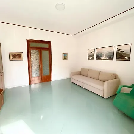 Appartement From With