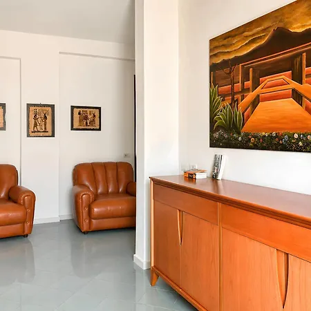 From With Appartement Sorrente
